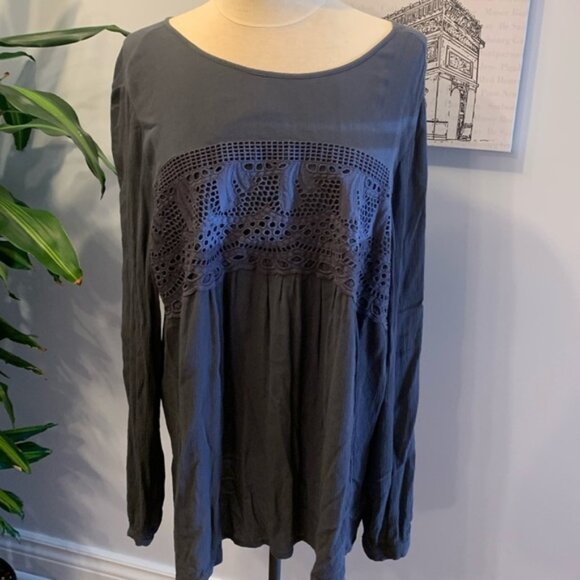Denver Hayes Grey Lace Panel Long Sleeve Top - Picture 1 of 7